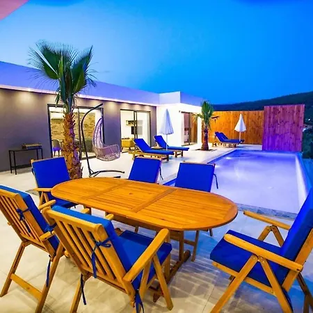 Golden 2 / Kalkan Hotel Gelemis